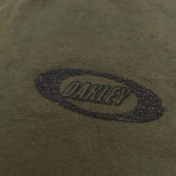 Oakley T-Shirt Mens 2XL Green Long Sleeve Lightweight Crew Neck Performance Golf - Picture 4 of 12